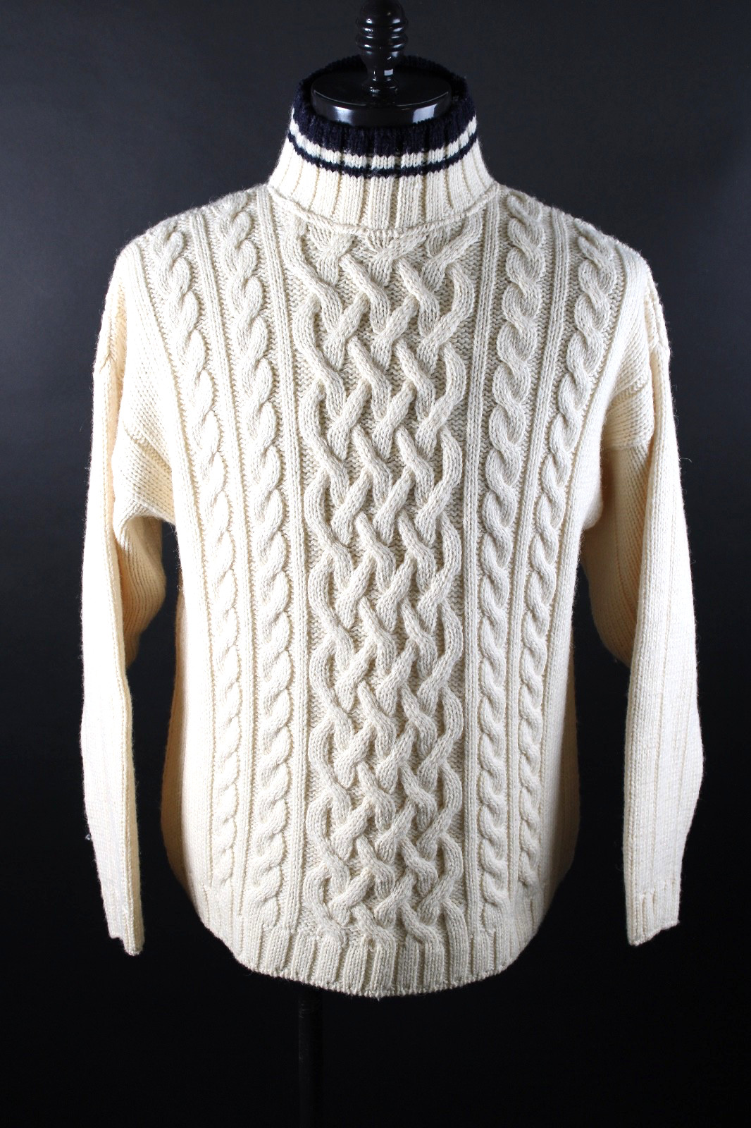 100% Wool Inis Crafts Aran Knit Cream Turtleneck Sweater Made in Ireland Large