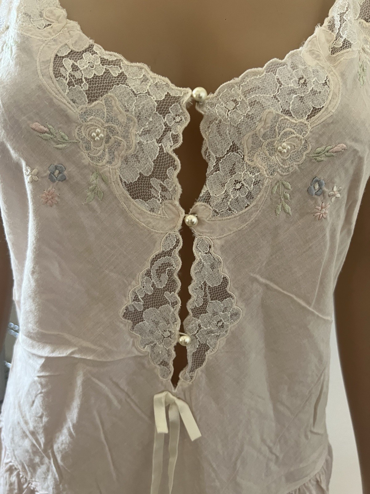 VTG Sara Beth Pink Floral Lace Embroidered Flowers Demure Cotton Nightgown Sz S