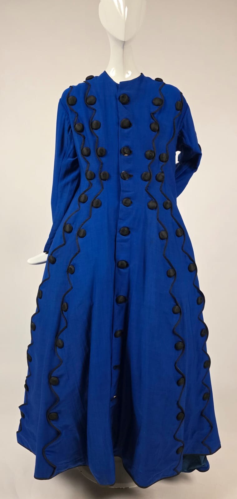 VICTORIAN 1860’S BLUE WRAPPER DRESS W QUINTUPLE BUTTON FRONT + 78 BUTTONS