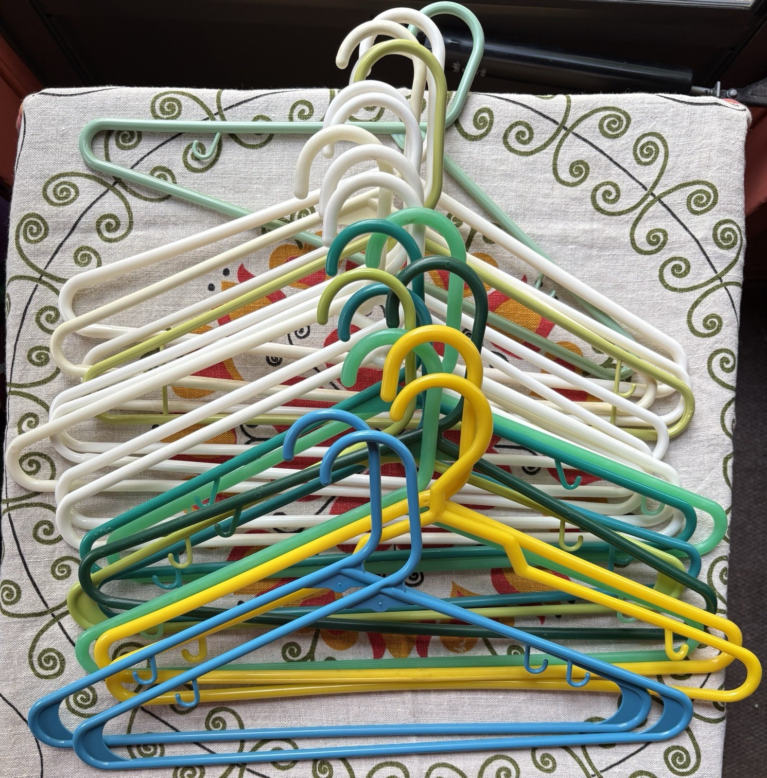 Vintage Plastic Tubular Hangers*lot of 20*Blues, Greens, White and Yellow