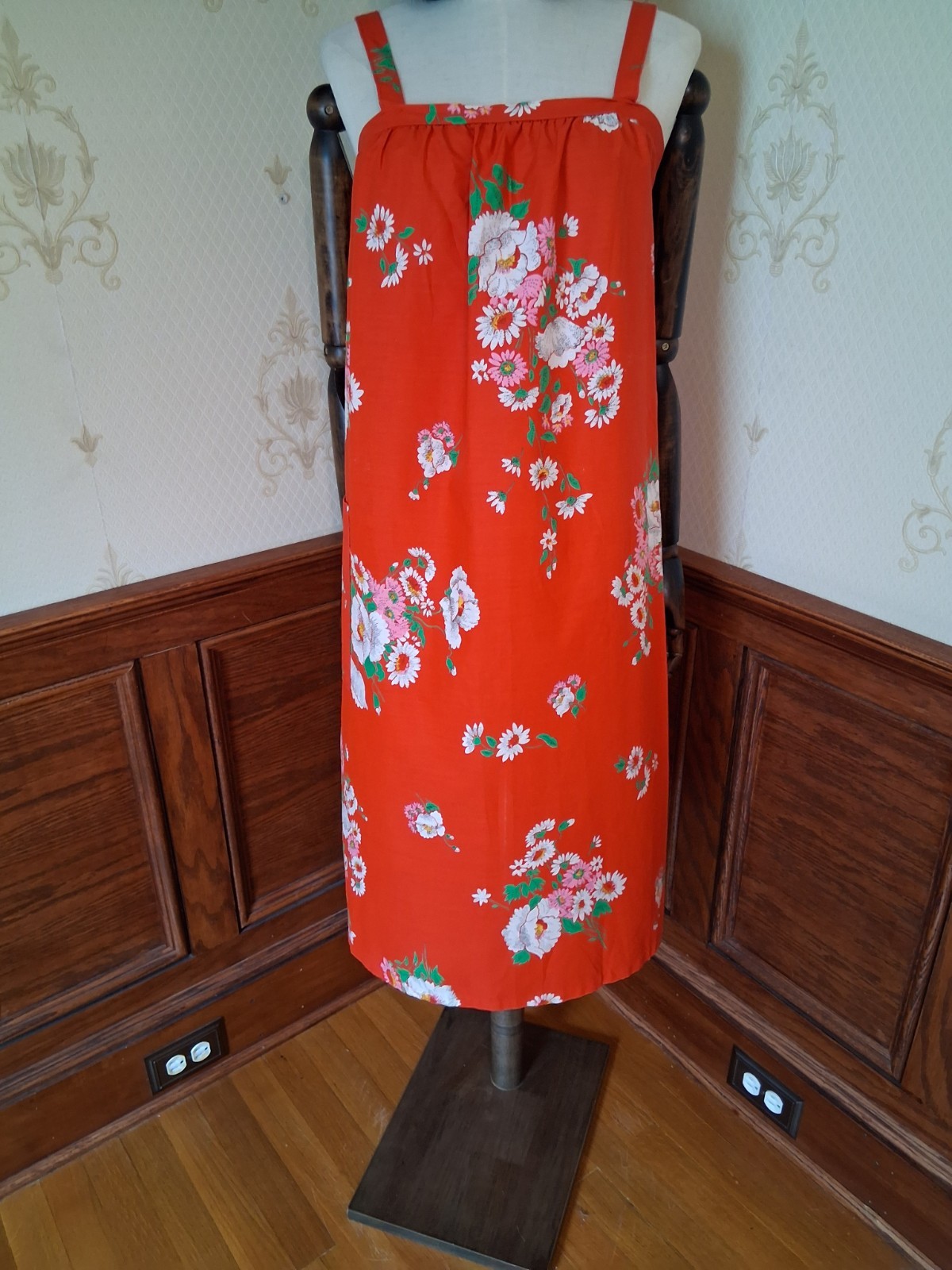 Vintage 1960s/1970s Red Floral Smocked Cotton Blend Mod Hippie Boho Sundress