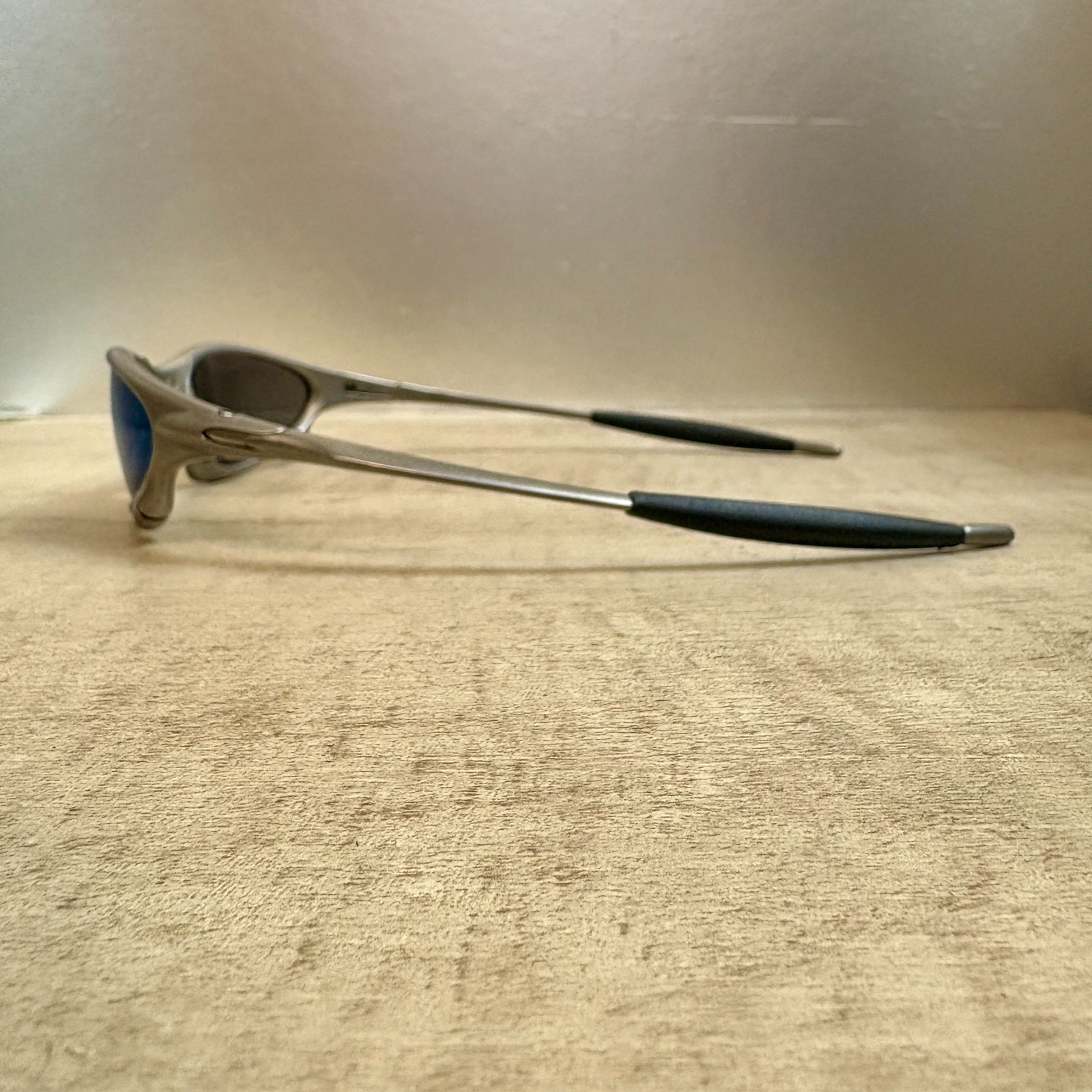 Oakley Authentic Vintage X metal Penny Titanium Ice Iridium with case Great con!