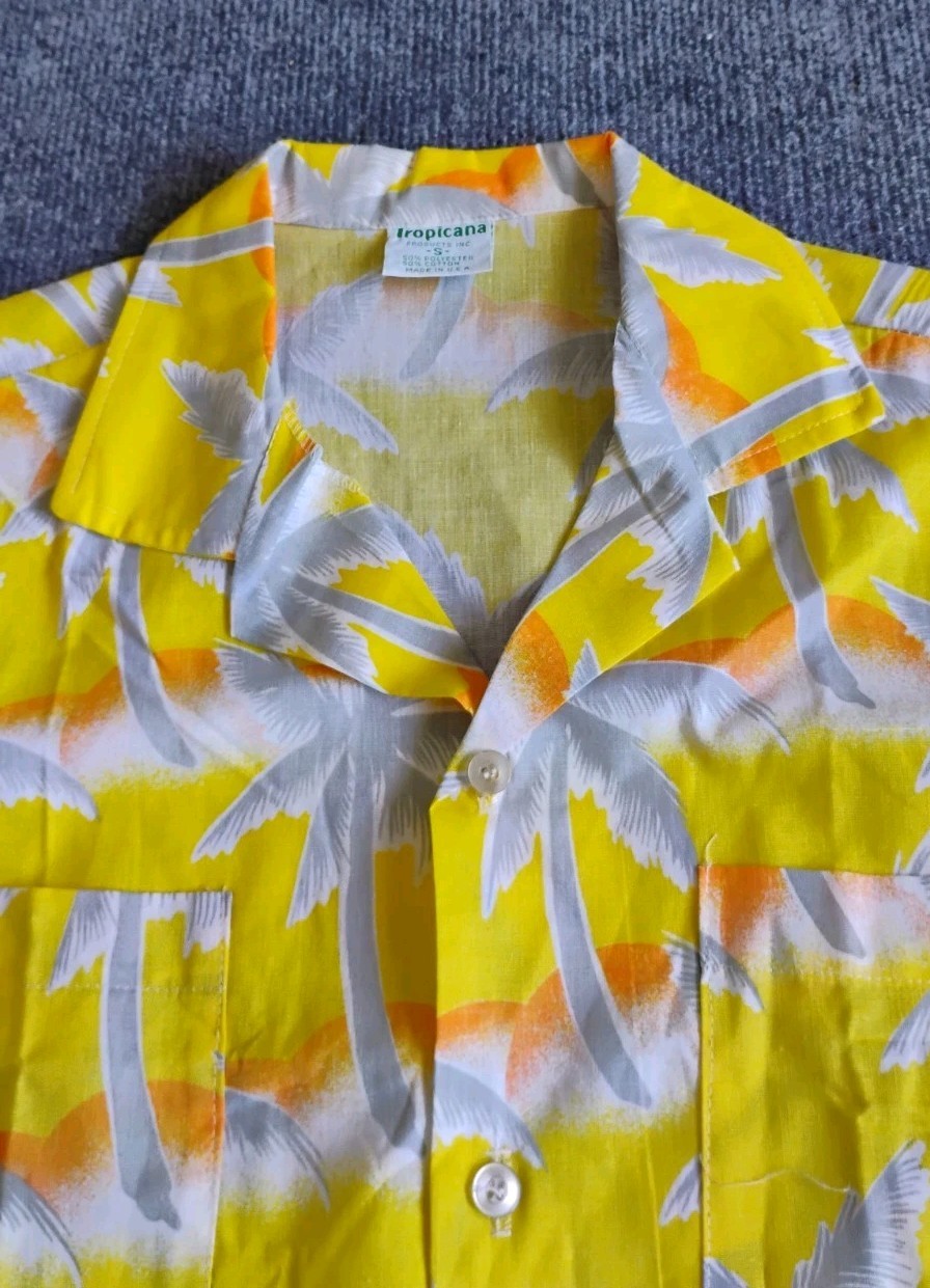 Men’s Vintage Hawaiian Shirt Tropicana Florida Palm Tree Print 50/50 Sz S