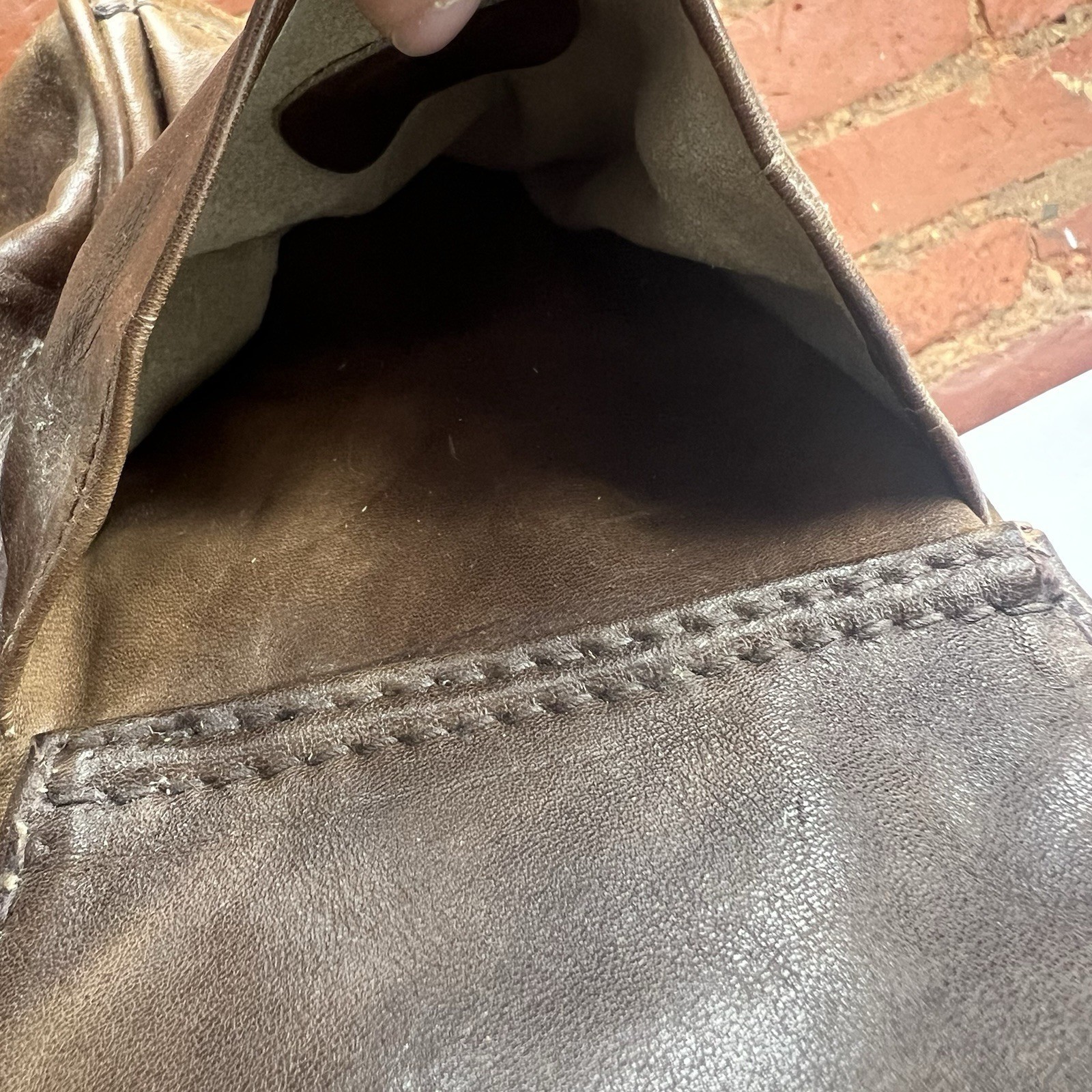 Vintage Distressed Leather Shoulder Messenger Bag Brown Brass Buckles Unbranded