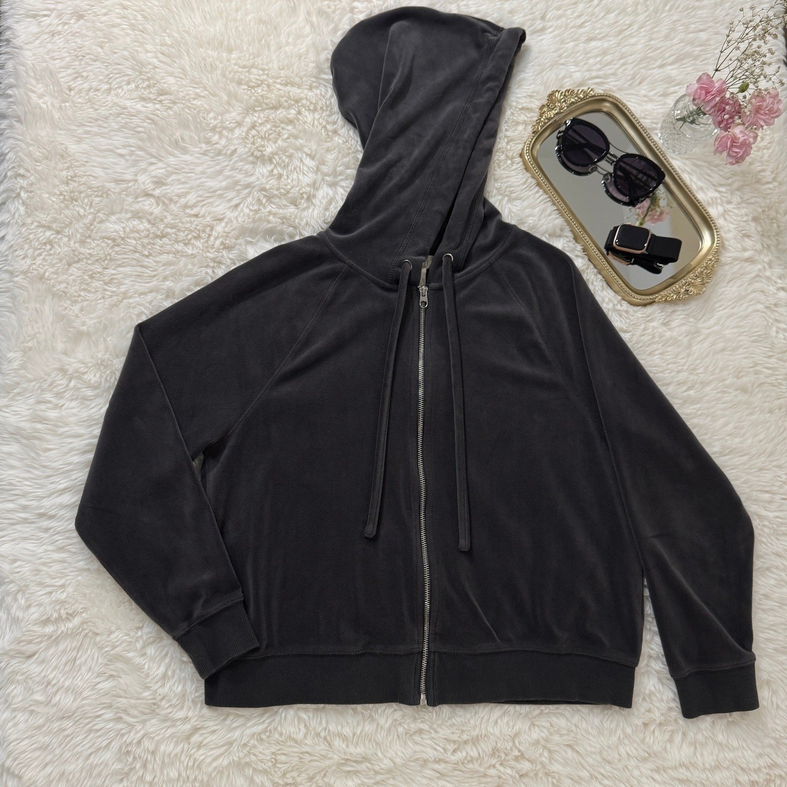 Vintage H&M L.O.G.G hoodie velour cozy Y2K aesthetic gray zip S