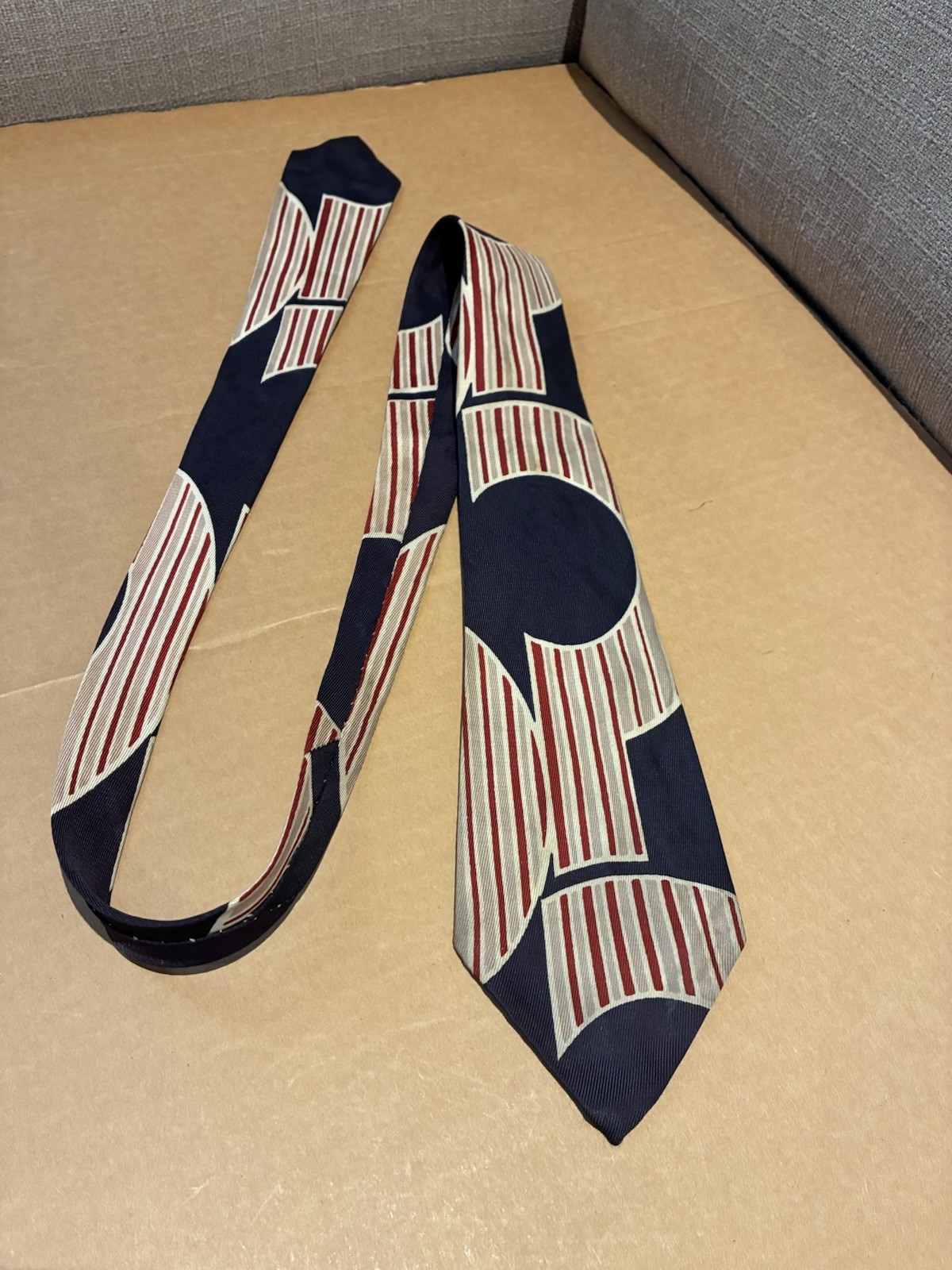 Vintage 1940S Art Deco Geometric Wide Swing Necktie