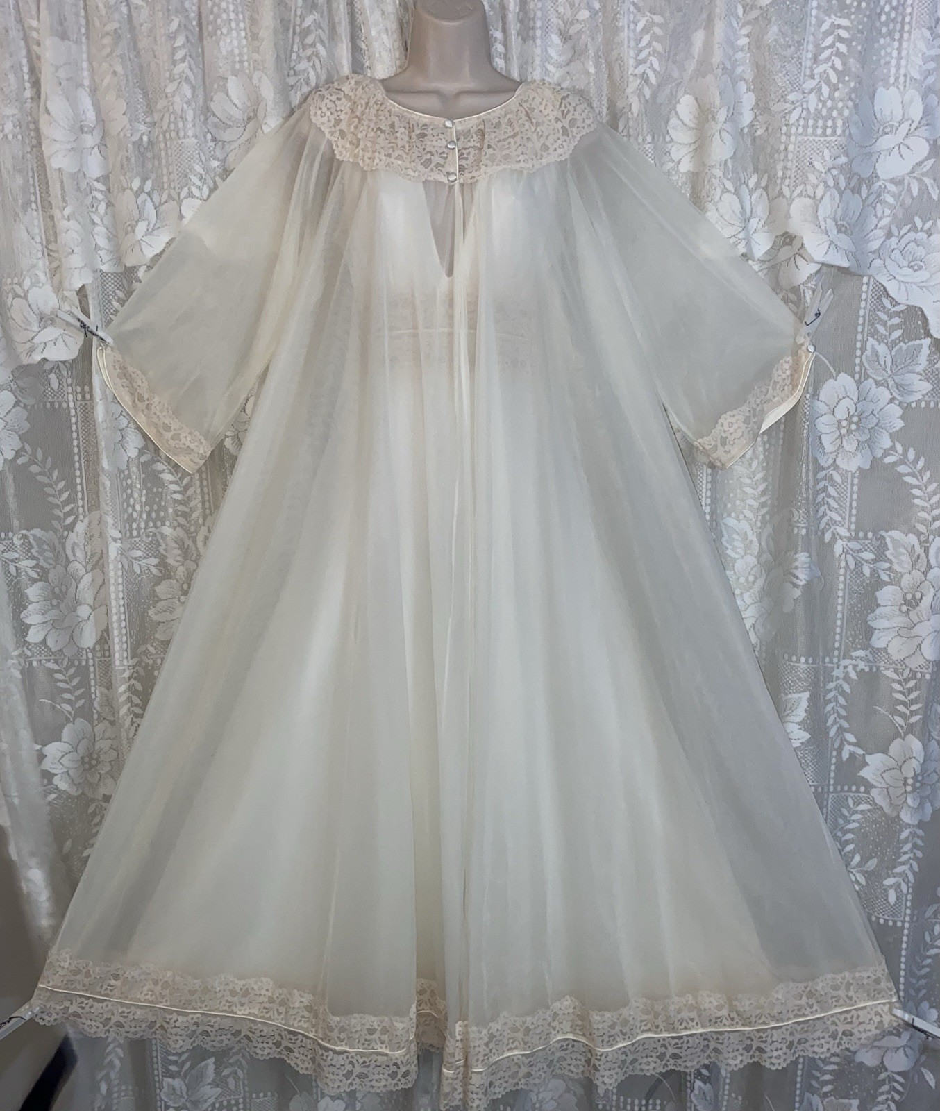 VTG M L INTIME Bridal Ivory Db Sheer Chiffon Peignoir Robe Nightgown Gown Set