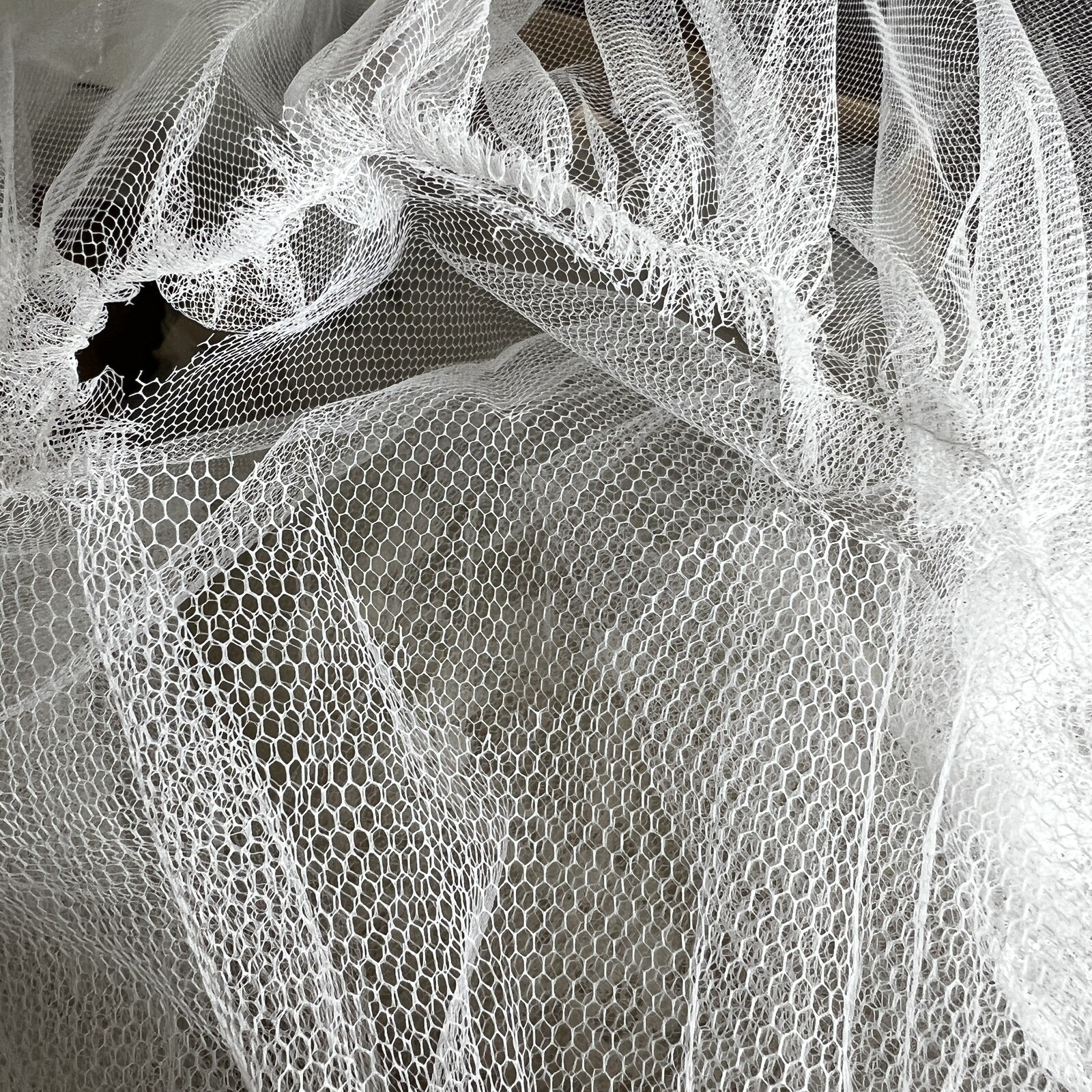 Vintage 1950s 1960s White Tulle + Lace Cupcake Tiered Ruffle Wedding Dress XXS