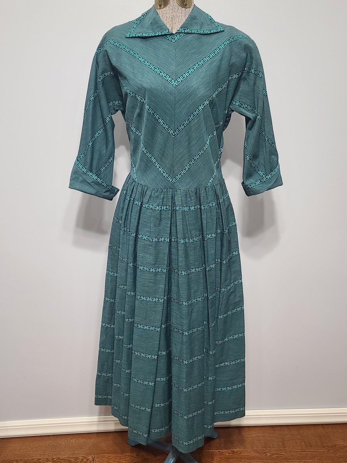 Vintage 1940s 1950s Teal Green Stripe Design Dress Bob Low (B-34″ W-27″)