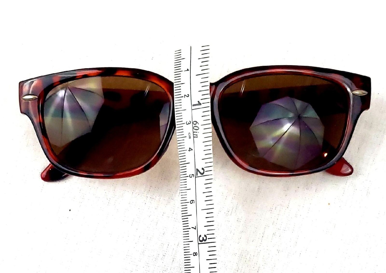 Adult Unisex Sunglasses Lot of 2 Pairs Assorted Unbranded Misc. Wayfare Style