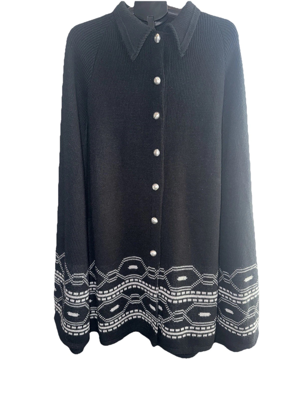 Vintage 70s Sturbridge Geometric Print Knit Cape Poncho Sweater