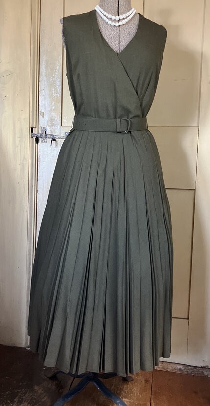 Vintage 1950’s Loden Green Dress by “Baroness” Sz 18
