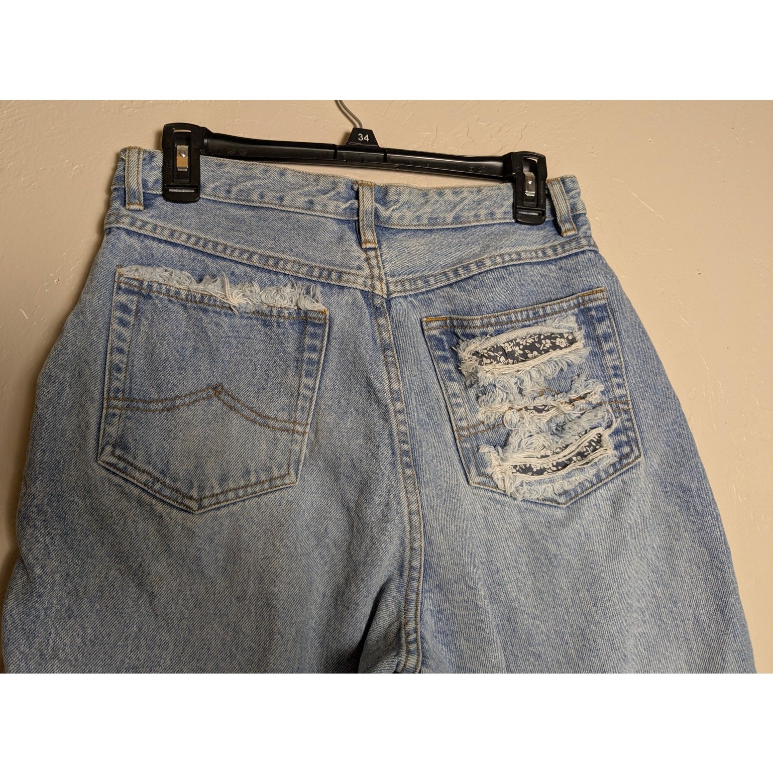 Vintage Nuovo Jeans 13/14 High Waist Faded Denim Distressed Tapered Leg 13 14