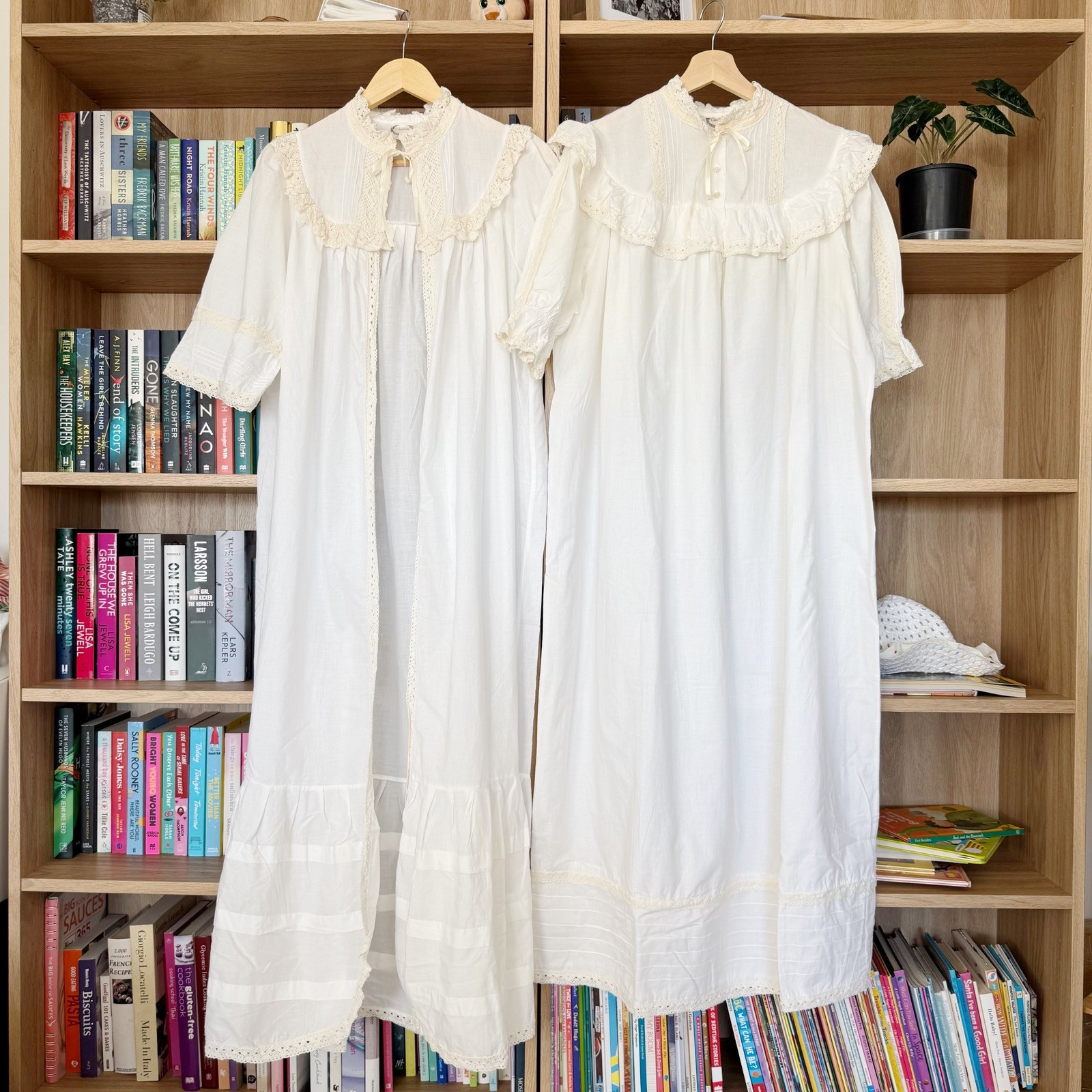 Vintage 1980s Cobannau Ltd. Cotton Nightgown & Robe Set – Size M🌼